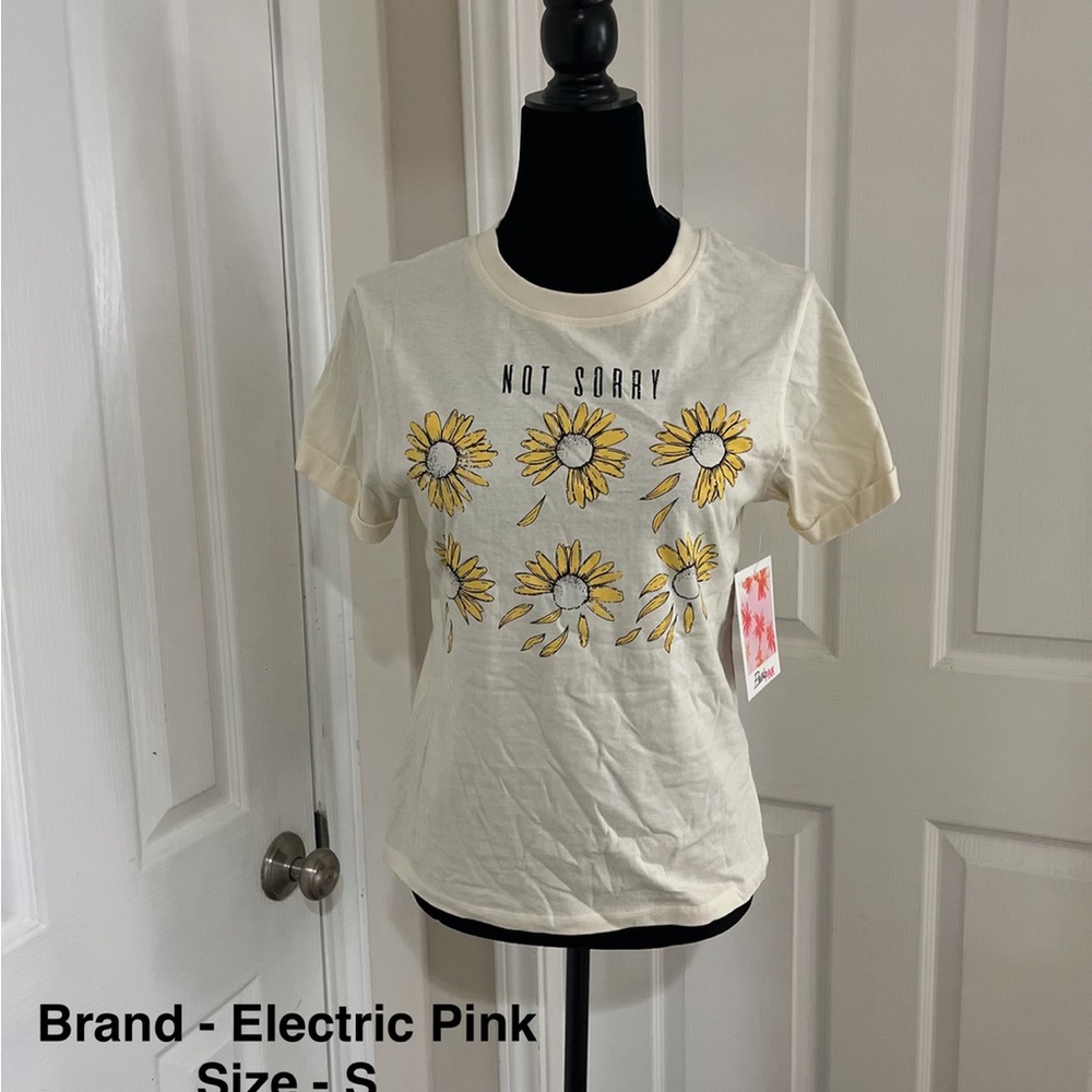 Electric Family Cream Tee with Yellow Sunflower Design